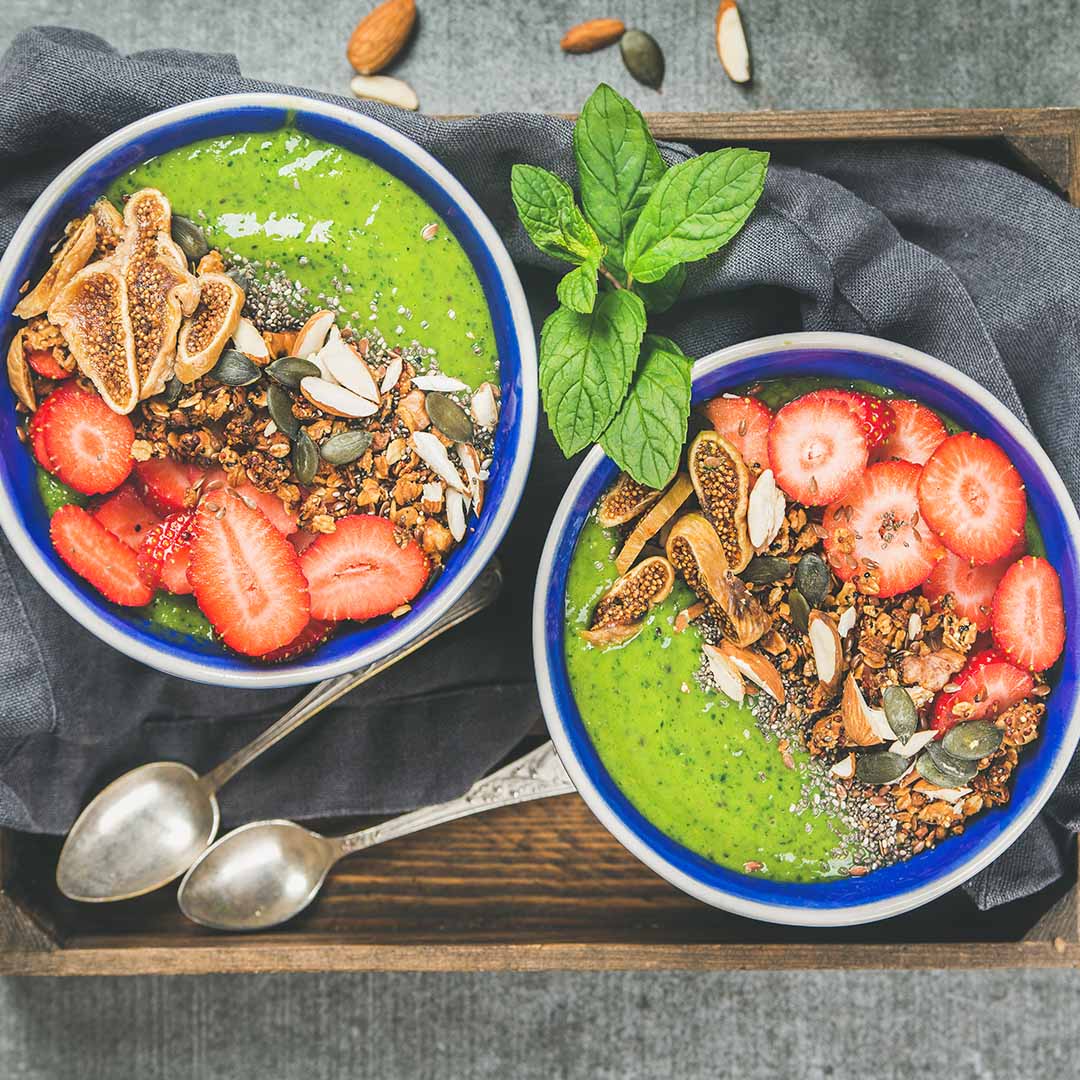 Easy Strawberry Smoothie Bowl